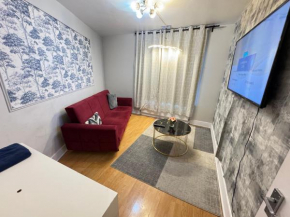 Cozy Two Bedroom Apartment in Central London